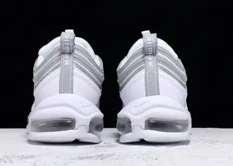 921826-105 97 Max White Reflect  Silver Air 0521